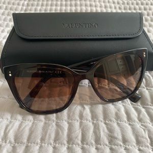 100 % Authentic Valentino VA - 4070 A Sunglasses